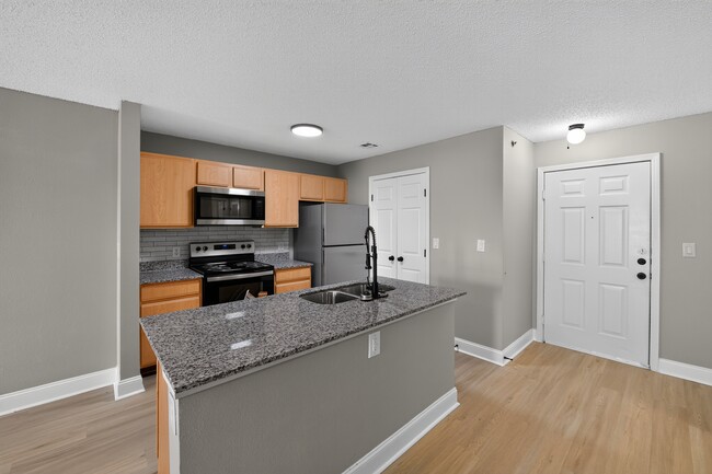 Building Photo - Chisholm Trail Crossing Apartments