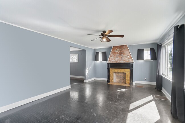 Foto del edificio - 610 Salisbury Rd