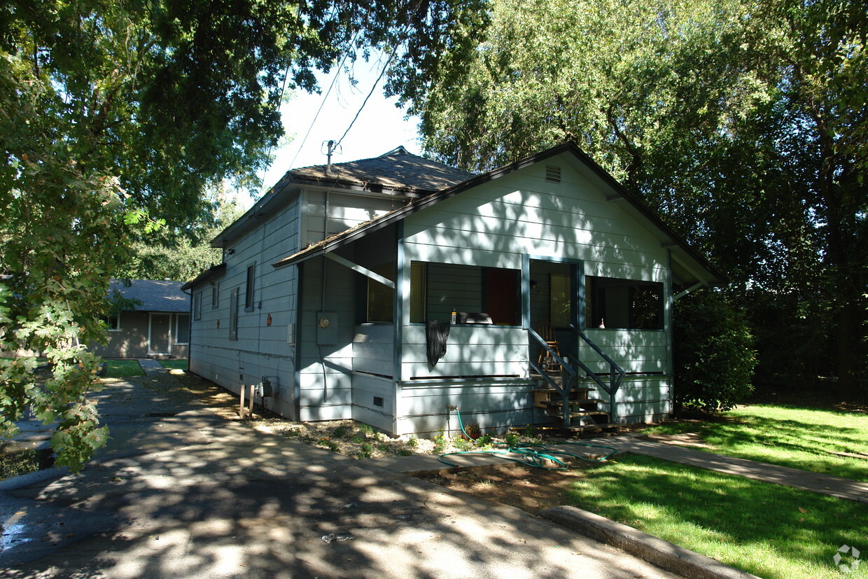 Foto principal - 1163 Olive St