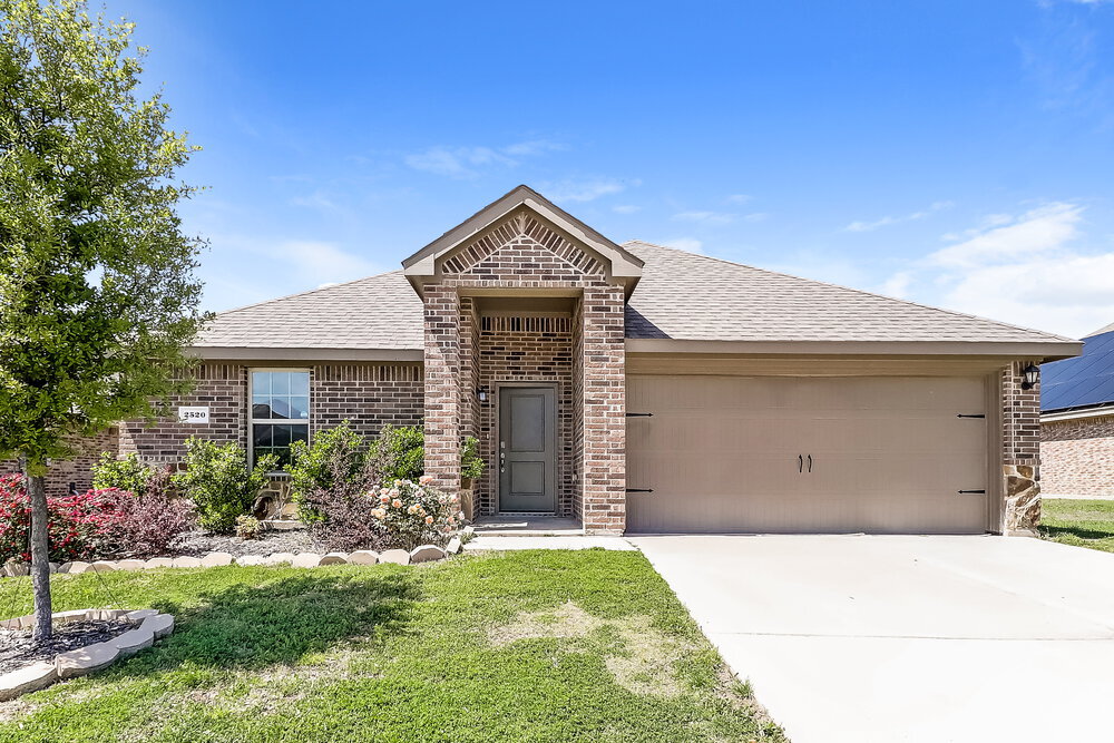 Primary Photo - 2520 Caden Ct