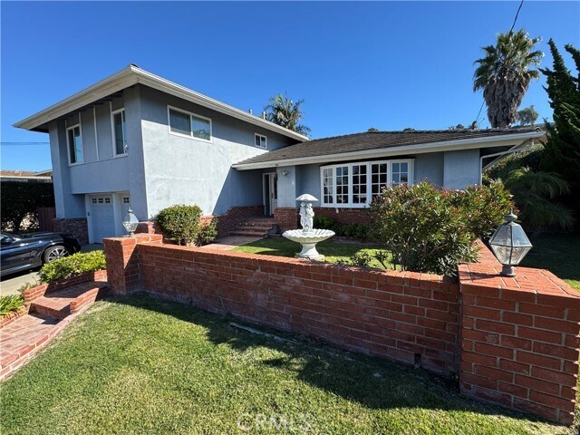 Building Photo - 28068 Braidwood Dr