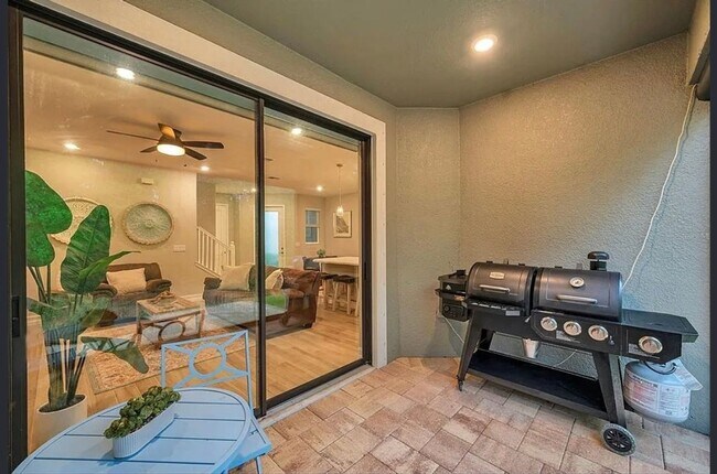 Photo - Charming 3BR Townhome in Wesley Chapel
