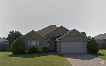 Building Photo - 199 Hailey Dr