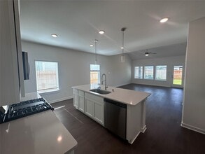 Building Photo - 32511 Midsummer Dr