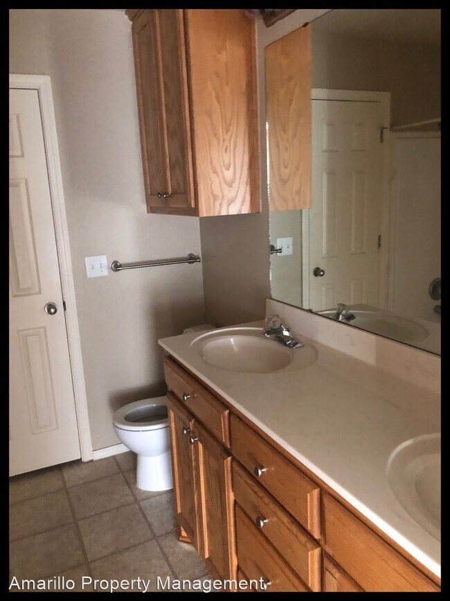 Building Photo - 3 br, 2 bath House - 1701 SE 36th