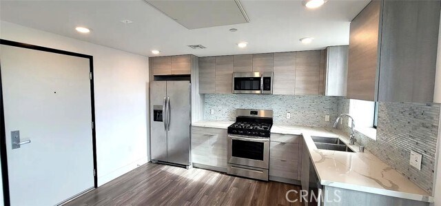 Foto del edificio - 1482 S Sherbourne Dr