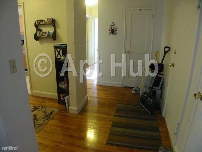 Building Photo - 2 br, 1 bath  - 262 Harvard St