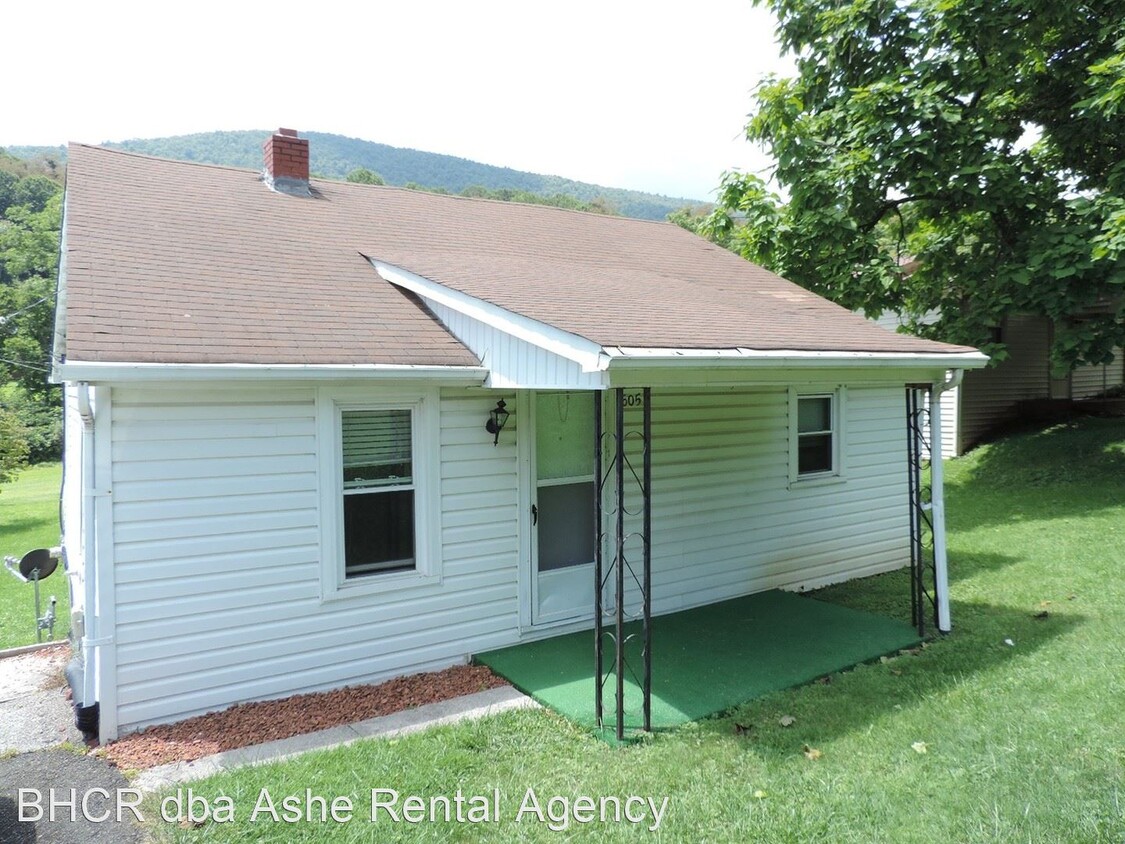 Foto principal - 2 br, 1 bath House - 605 N Jefferson Ave