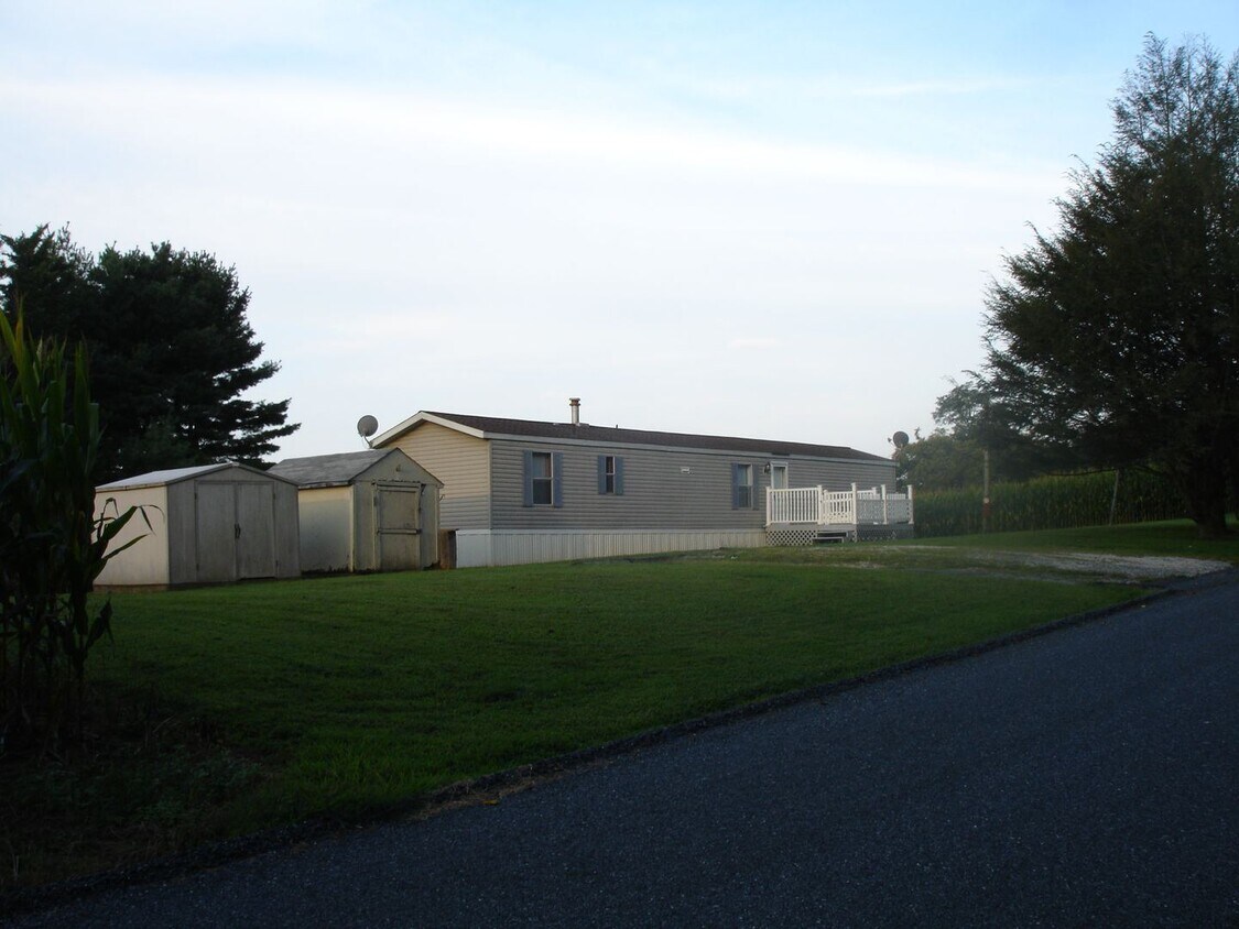 Primary Photo - 2 br, 2 bath House - 19 ROBERTS ROAD