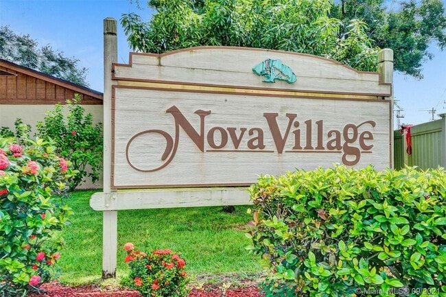 Building Photo - 2124 Nova Village Dr