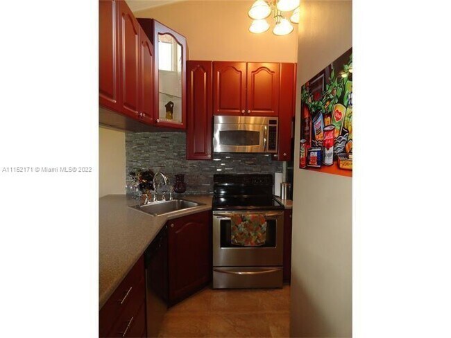 Building Photo - 1067 Coral Club Dr