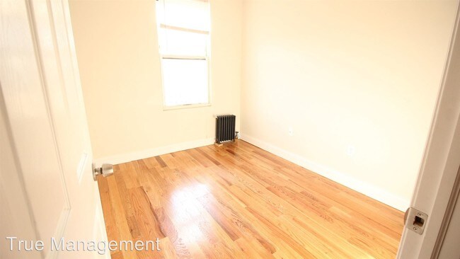 Foto del edificio - 366A Manhattan Ave