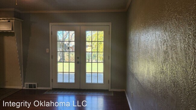 Building Photo - 3 br, 2 bath House - 1009 SW 70th Street