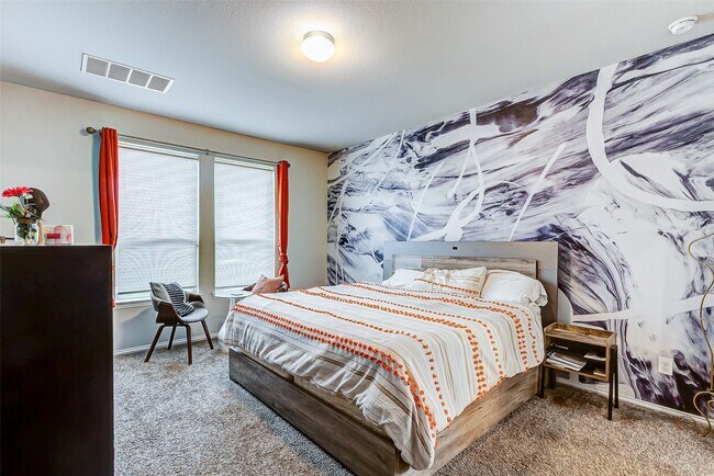 Foto del edificio - 7314 Saddle Tree Dr