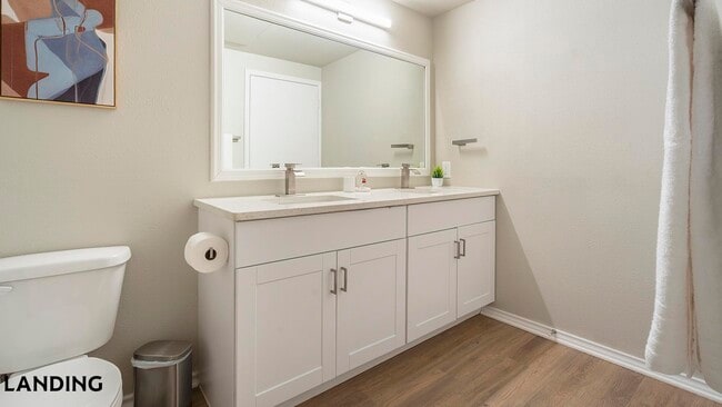 Foto del edificio - 7027 Farm-To-Market Rd 78