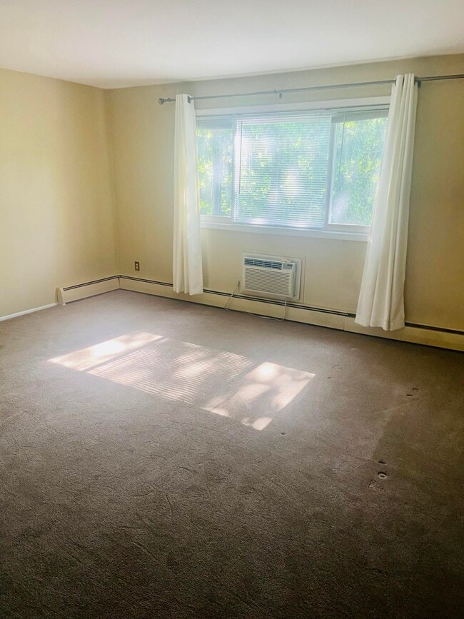 Foto del edificio - 31831 Grand River Ave