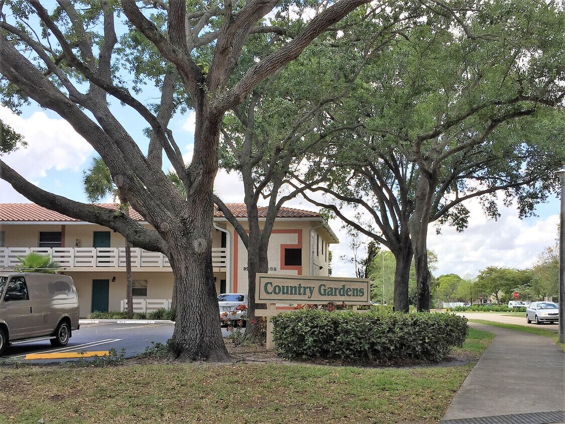 3207 NW 103rd Terrace Unit 104C, Coral Springs, FL 33065 Condo for