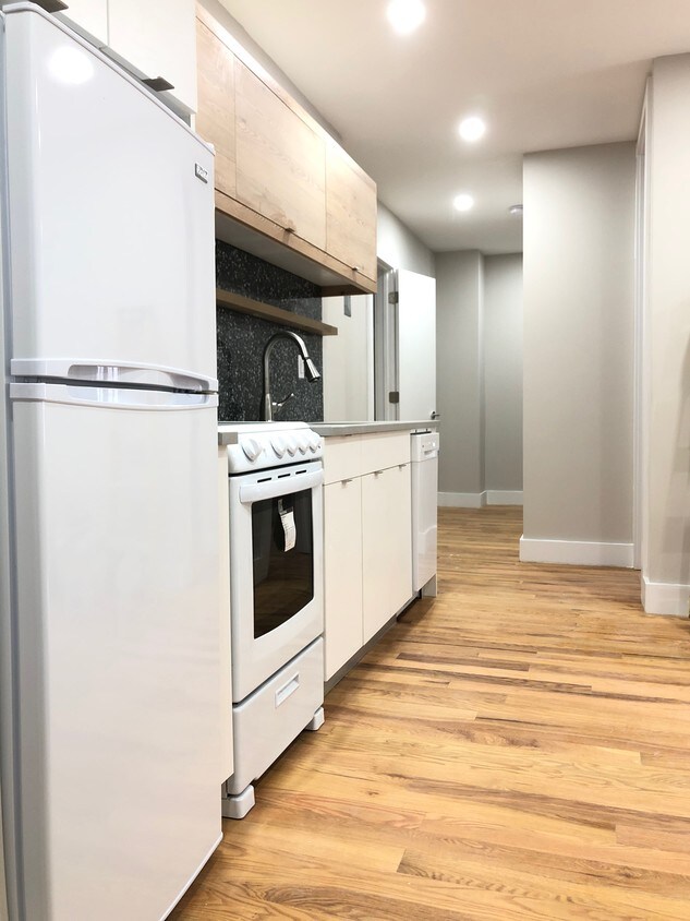 Foto principal - 2501 Newkirk Ave