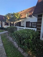 Building Photo - 1548 SE 27th St