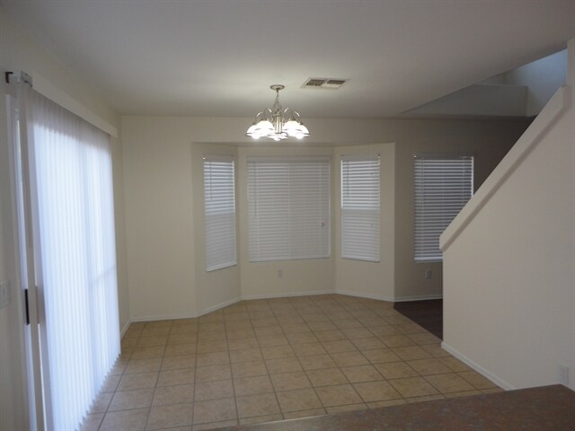 Foto del edificio - 6656 E Virginia Street