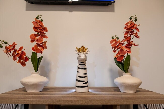 Foto del edificio - 1255 Raum St NE