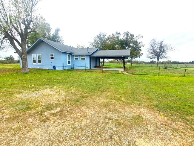 Building Photo - 8606 N Farm to Market 487