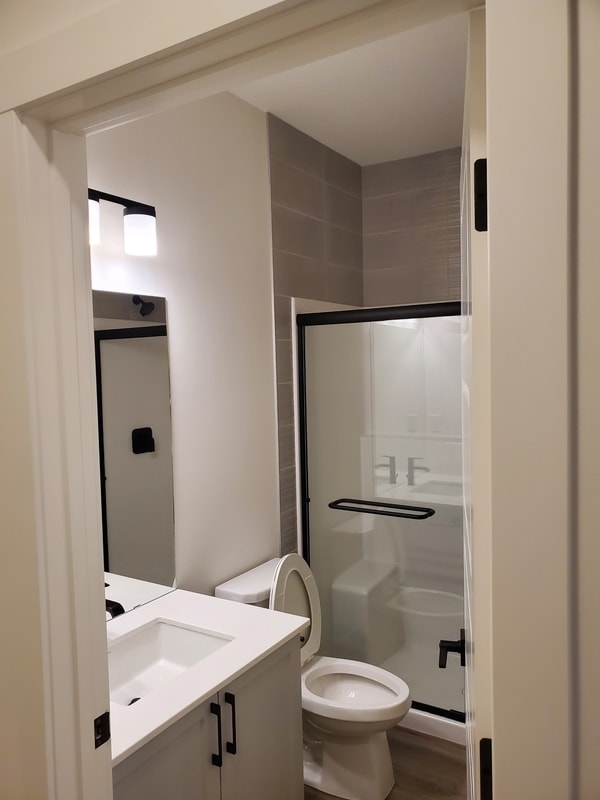 Photo du bâtiment - 17314-1736a 6a St NE