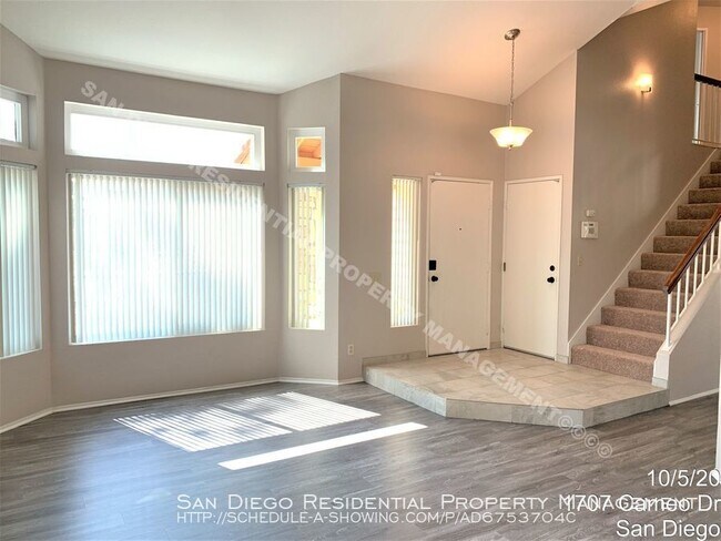 Foto del edificio - 1707 Cameo Dr