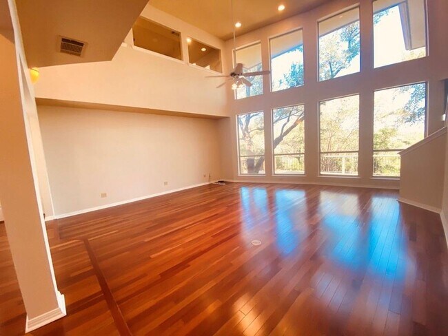 Foto del edificio - Great location near Great Hills!