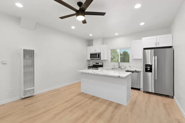 Foto del edificio - 5141 Ewing St