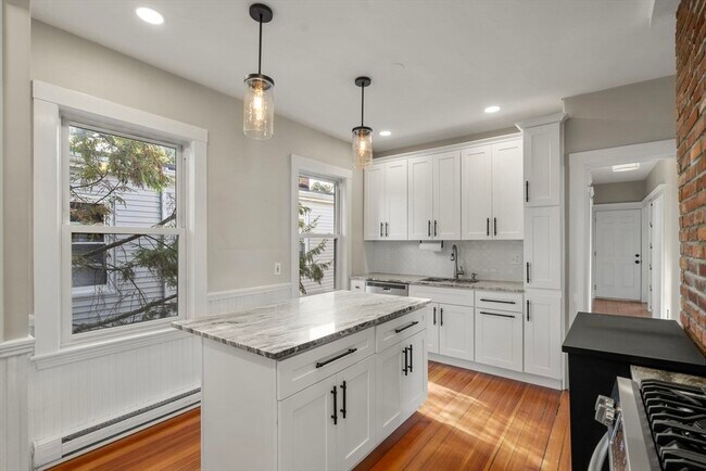 Foto del edificio - 67 Cleverly Ct