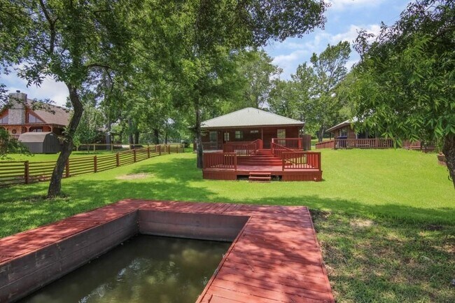 Foto del edificio - 42 Hunters Creek Dr