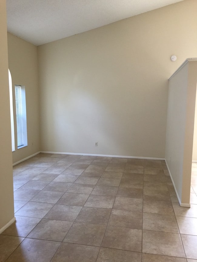 Building Photo - 406 Loblolly Ct