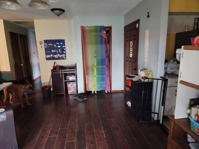 Foto del edificio - 103 Brenda Dr