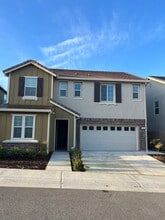 Building Photo - 1512 Peony Ln