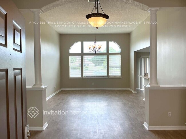 Foto del edificio - 12766 Dunns View Dr