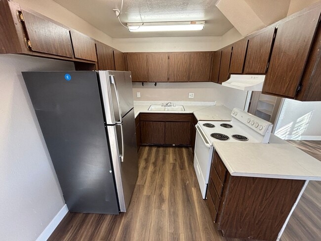 Foto del edificio - 155 Westminster Way