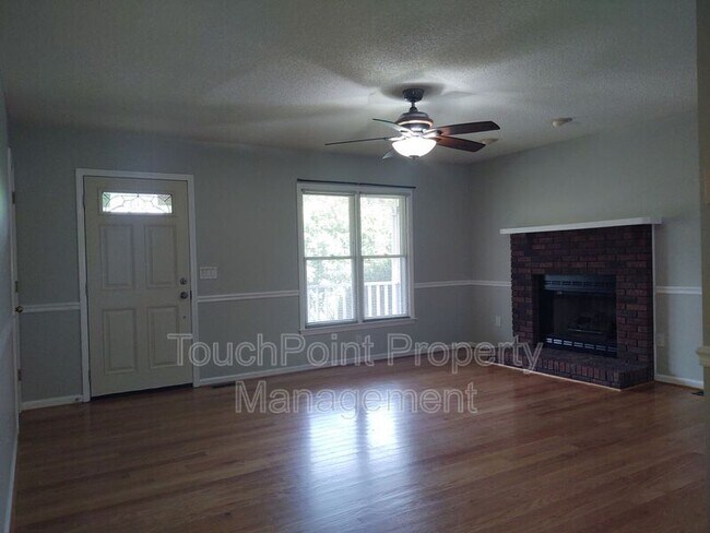 Building Photo - 65 Wyth Ct
