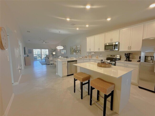 Foto del edificio - 14221 Heritage Landing Blvd