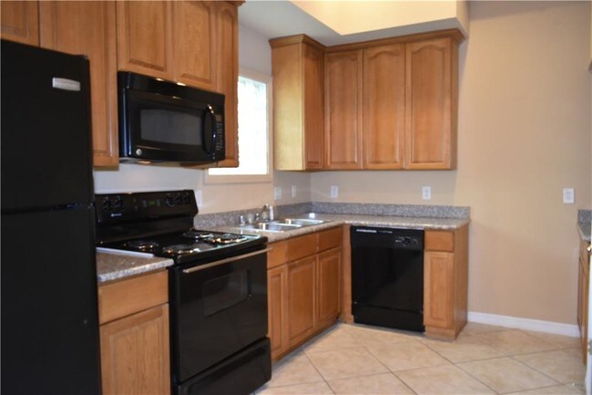 Building Photo - 5316 Reiger Ave