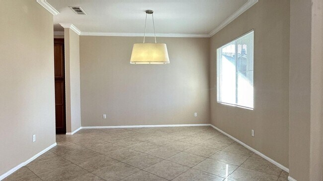 Foto del edificio - Beautiful 4 Bedroom 3 Full Bath Home In Mo...