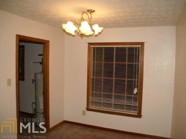 Building Photo - 608 S Jeff Davis Dr