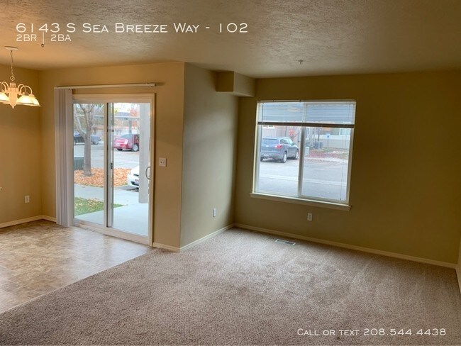 Building Photo - 6143 S Sea Breeze Way 102, December Free