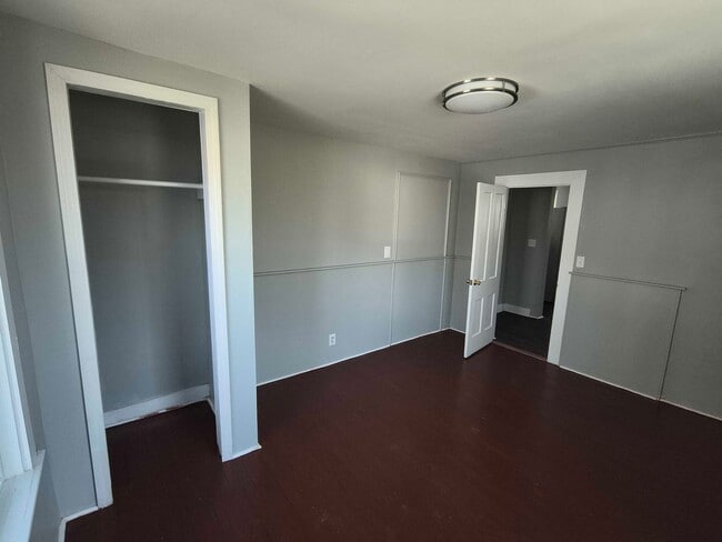 Building Photo - 40 Broad St