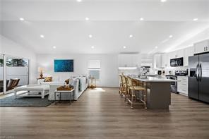 Foto del edificio - 664 102nd Ave N