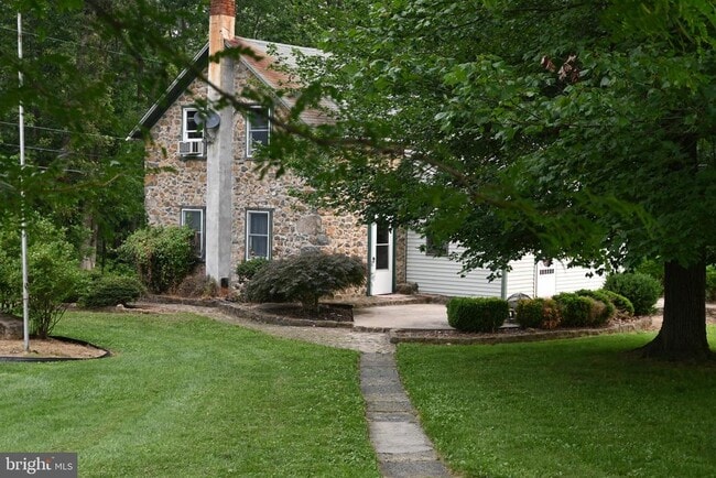 Building Photo - 2420 Urffers Rd