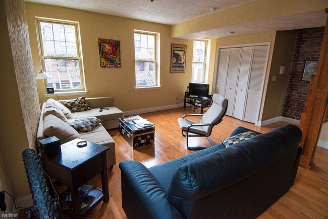 Foto del edificio - 709 Bellefonte St