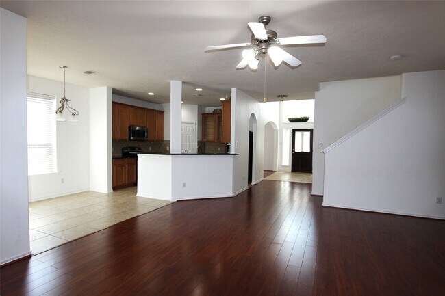 Building Photo - 13719 View Meadow Ln