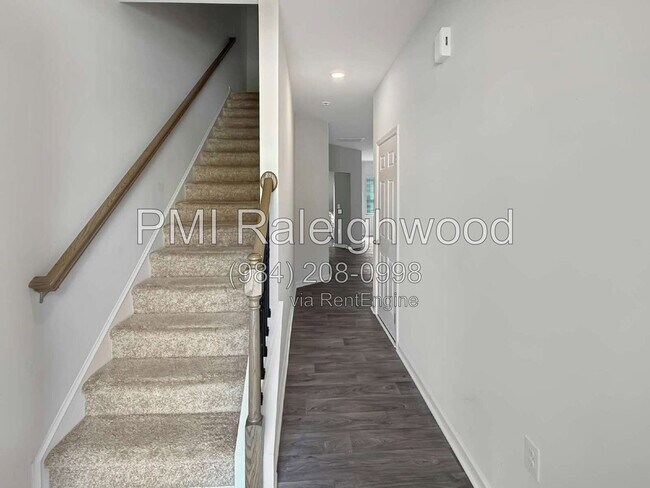 Foto del edificio - 1503 Gracie Ln
