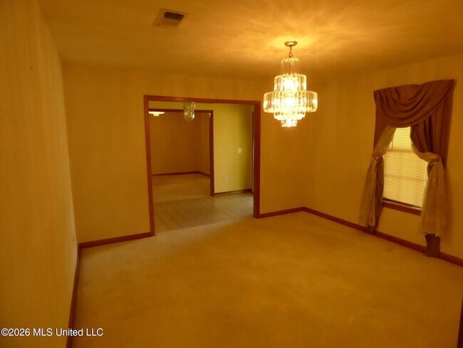 Foto del edificio - 606 Lakeview Ave